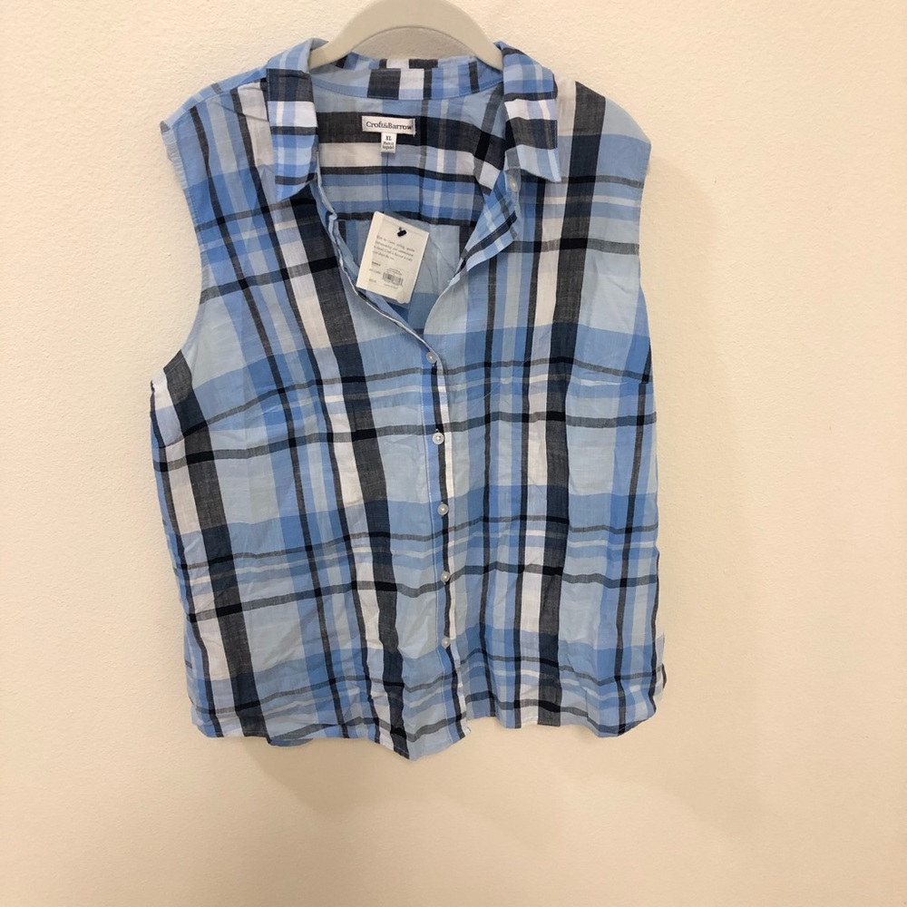 Croft & Barrow sleeveless blue plaid button up XL